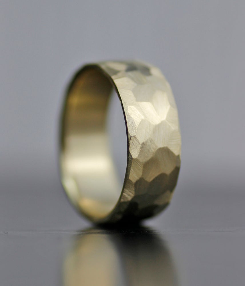 K yellow gold mm facteted band 
