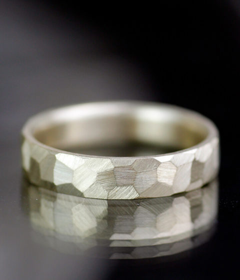 mm faceted gold band