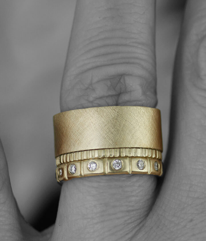 fat scratch and crenelated diamonds stacking set 10k gold