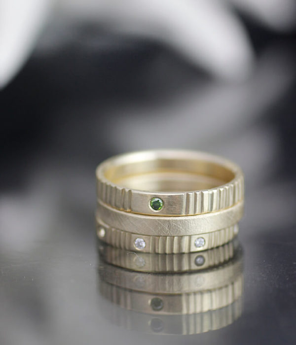 lines and gap green diamond stacking set