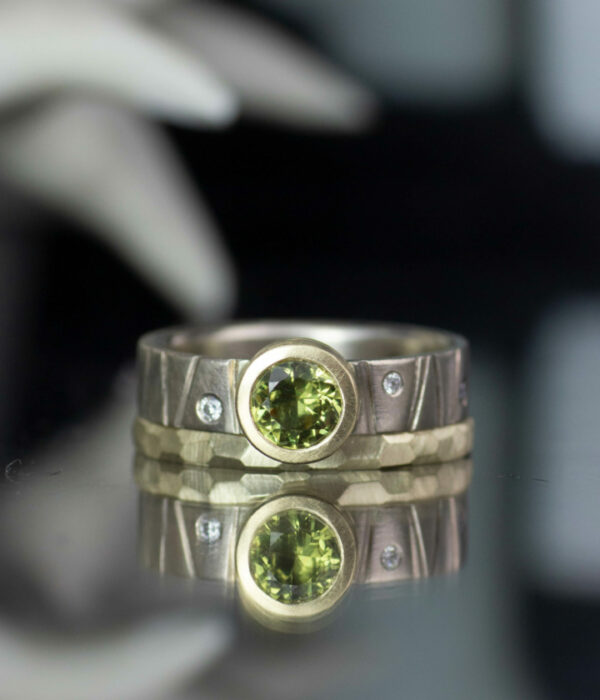 green sapphire bark band with yellow gold faceted band