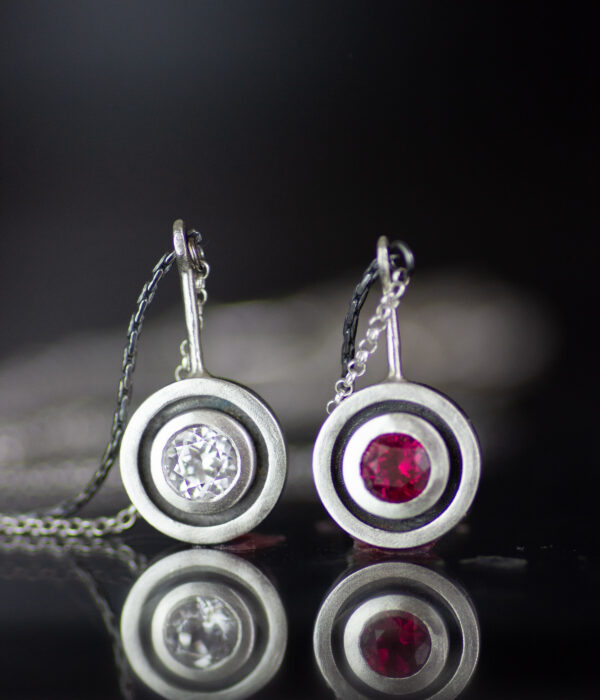 4 Double Circle Sapphire Or Ruby Pendant Scaled